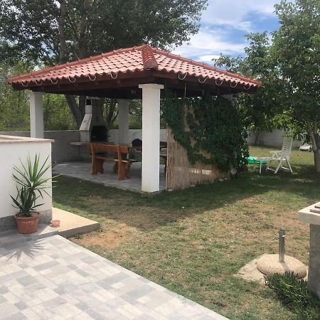 נין Holiday Home Visnja מראה חיצוני תמונה