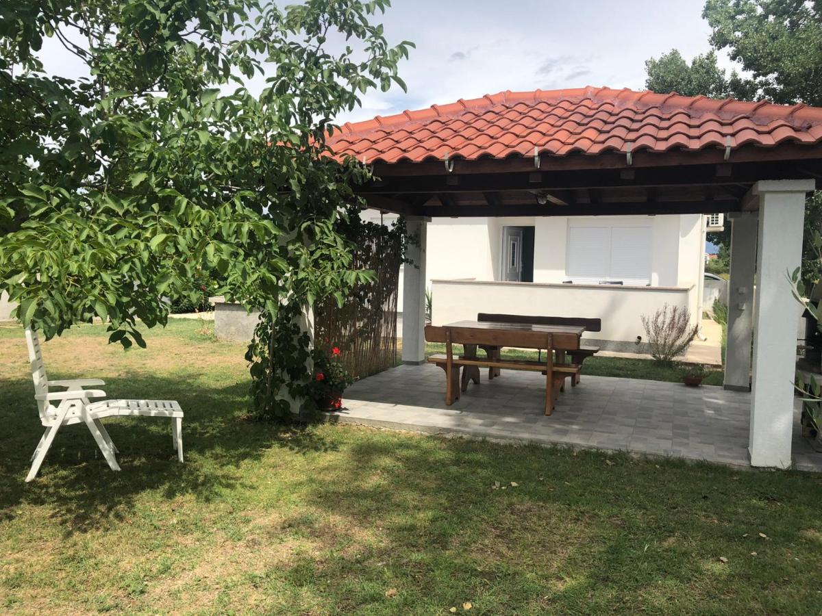נין Holiday Home Visnja מראה חיצוני תמונה