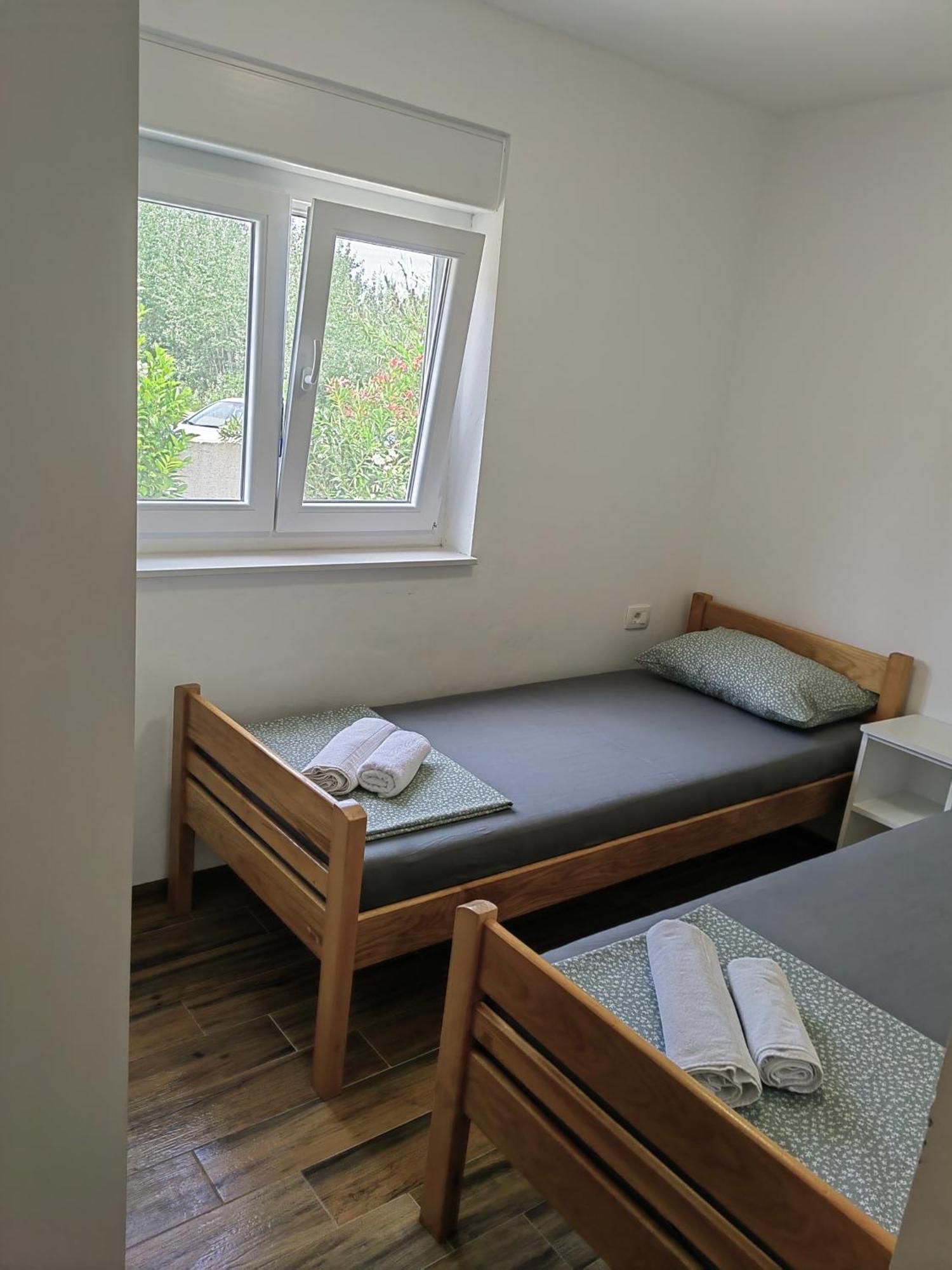 נין Holiday Home Visnja מראה חיצוני תמונה