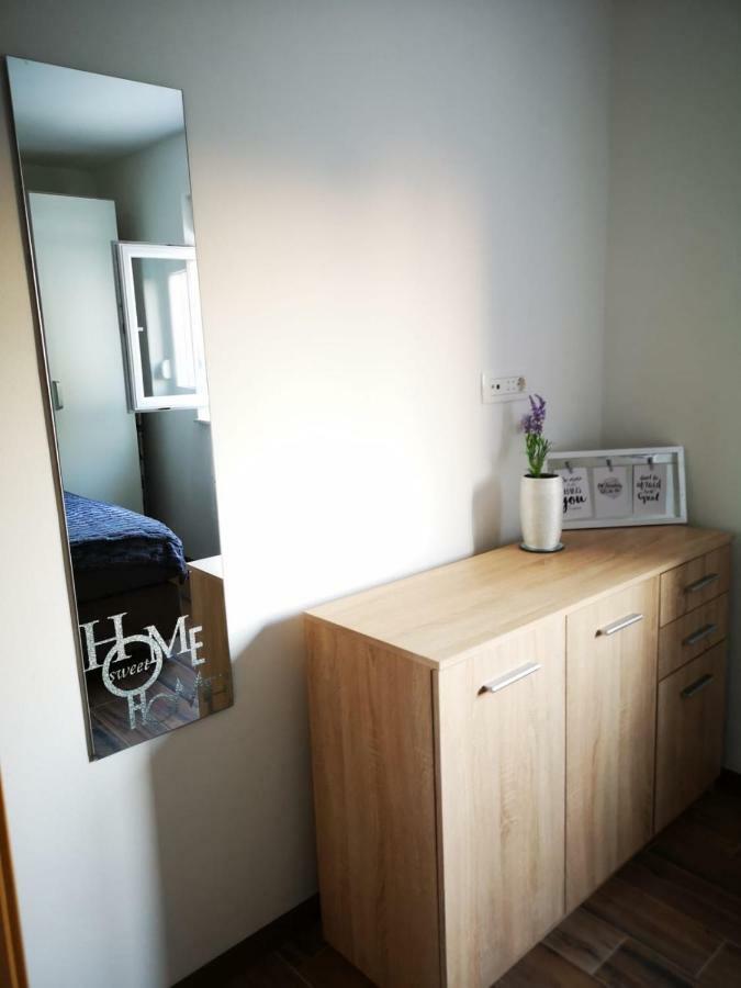 נין Holiday Home Visnja מראה חיצוני תמונה